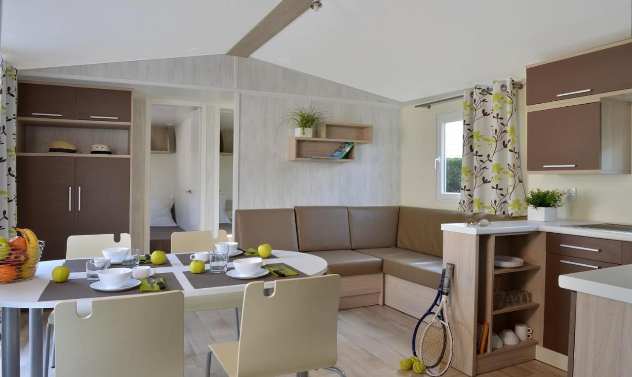 Camping Les Places Dorees 생장드몽 외부 사진