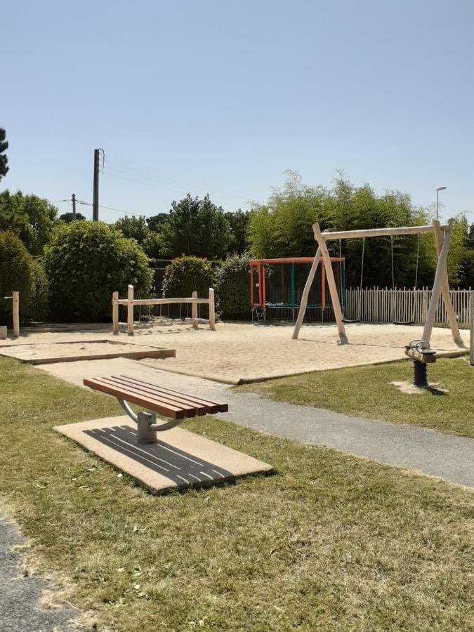 Camping Les Places Dorees 생장드몽 외부 사진