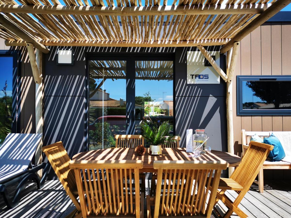 Camping Les Places Dorees 생장드몽 외부 사진